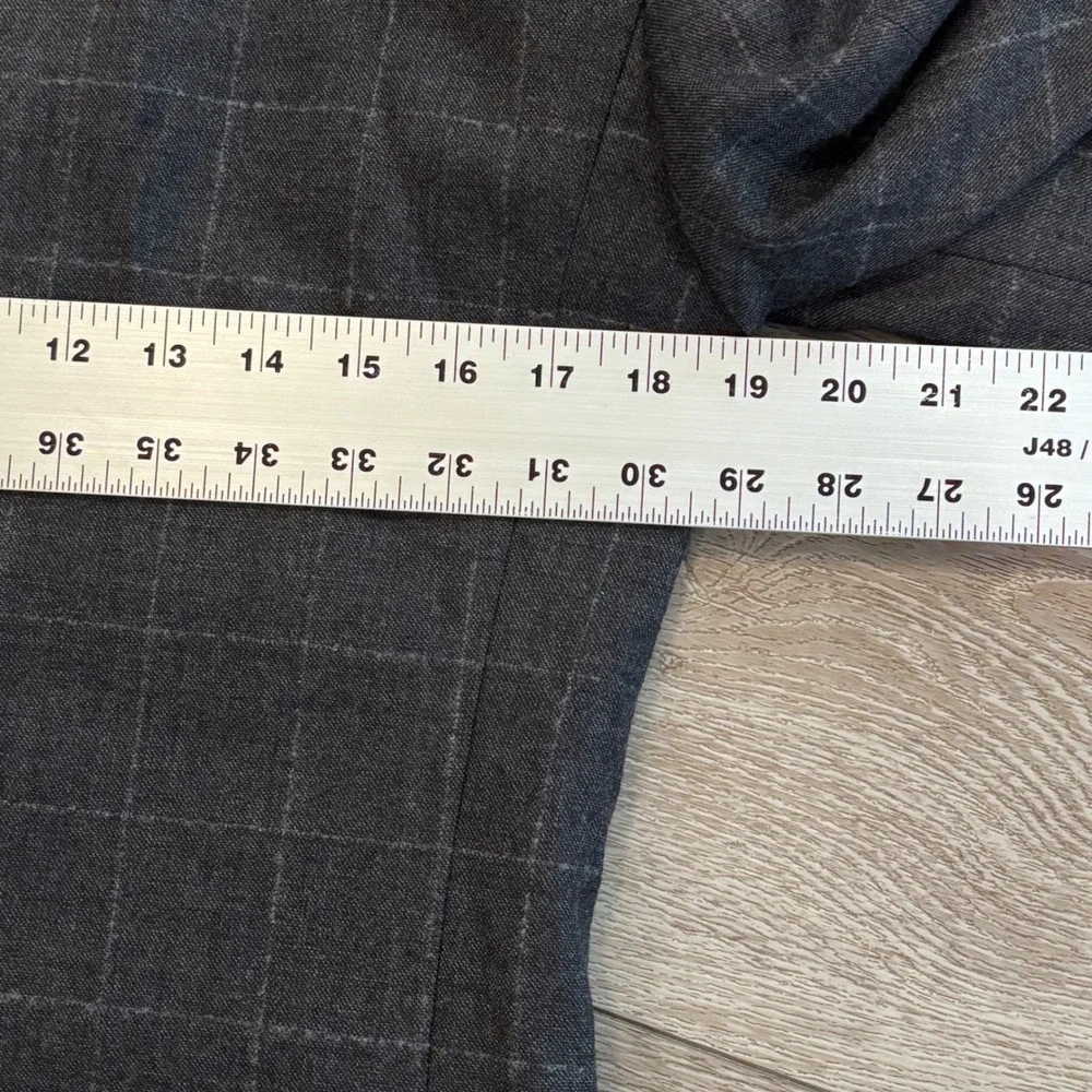 J.Crew Thompson Blazer Mens 36R Grey Windowpane Wool Blend Sport Coat AB947